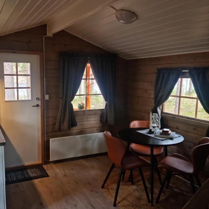 Torfoss Gard, Hytte Utleie, Campingvogn Og Bobil Plasser Potka Zewnętrze zdjęcie