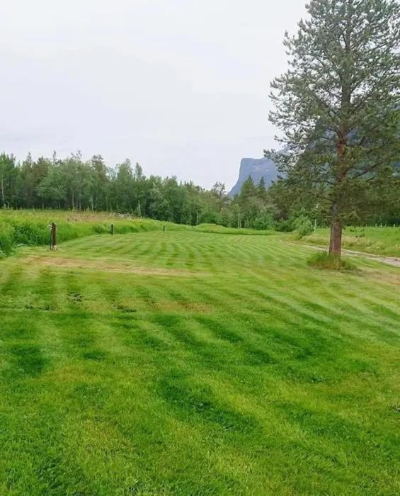 Torfoss Gard, Hytte Utleie, Campingvogn Og Bobil Plasser Potka Zewnętrze zdjęcie