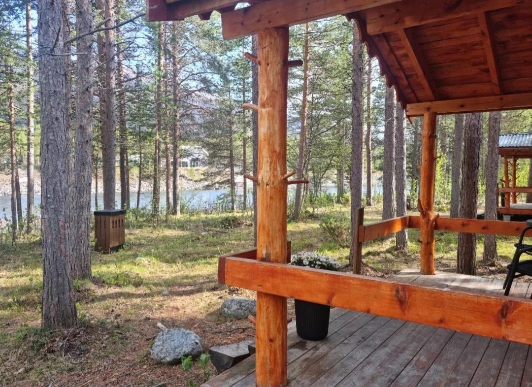 Torfoss Gard, Hytte Utleie, Campingvogn Og Bobil Plasser Potka Zewnętrze zdjęcie